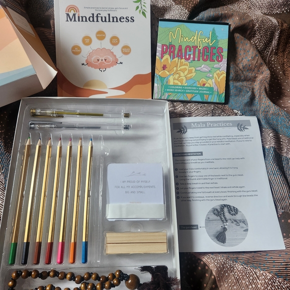 SpiceBox Mindfulness Activity Set - Picture 3 of 3